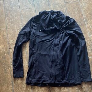 lululemon Black Asymmetric Zip Utility Jacket. Size 6. Great condition.